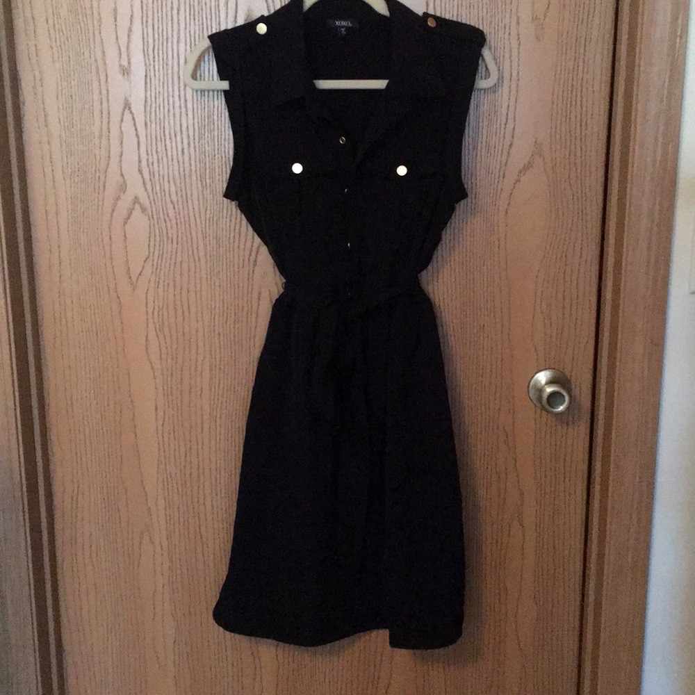 Dark blue sleeveless dress